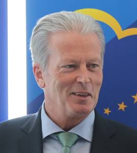Mitterlehner.jpg